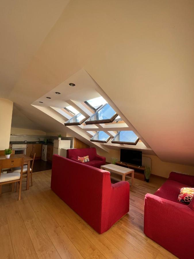 Apartamentosarturo Llanes Laplaza Atico Centrico 외부 사진
