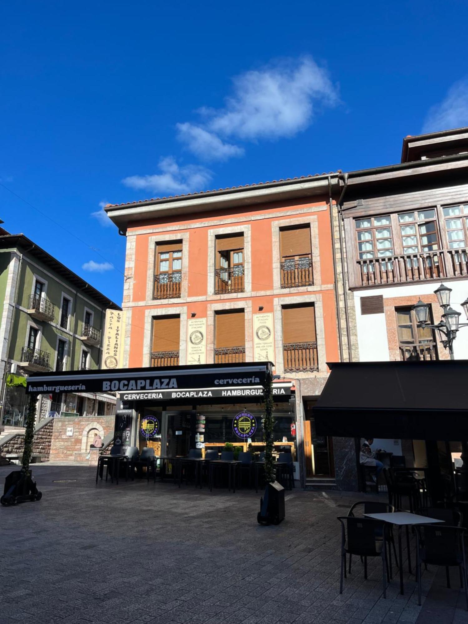 Apartamentosarturo Llanes Laplaza Atico Centrico 외부 사진